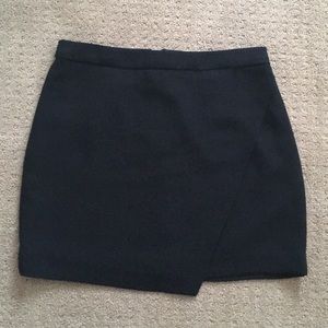 Banana Republic Size 8 Black Mini-skirt